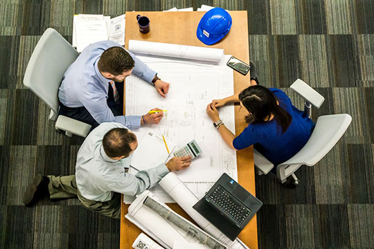 architecte-plan-construction-conception-plan-projet-travail d'équipe