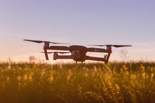 drone-quadcopter-gadget-tecnologia-foto-vídeo