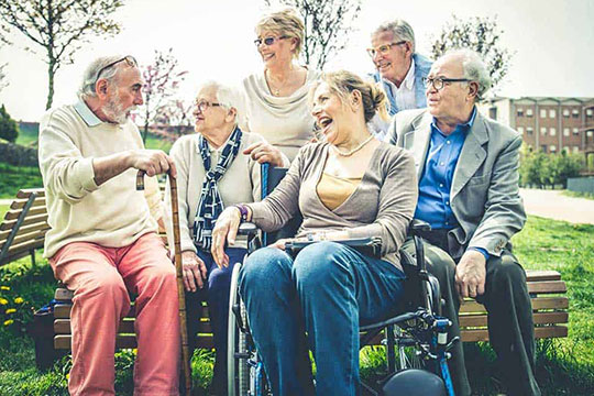 soluzioni-di-mobilità-recenti-anziani-disabili-anziani-anziani