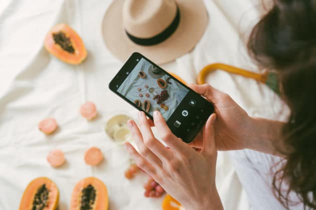 telefon-smartfon-aparat-produkt-fotografia