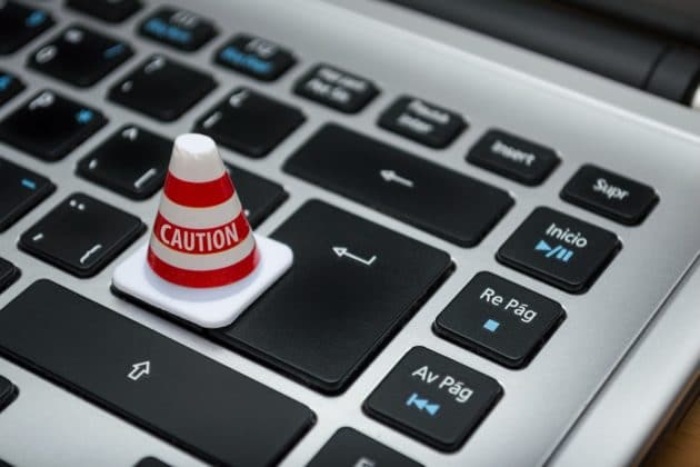 предостережение-данные-GDPR-защита-безопасность-онлайн-конфиденциальность