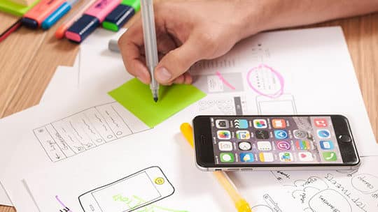 ux-ui-design-app-mobile-phone-entwicklung-kreativ