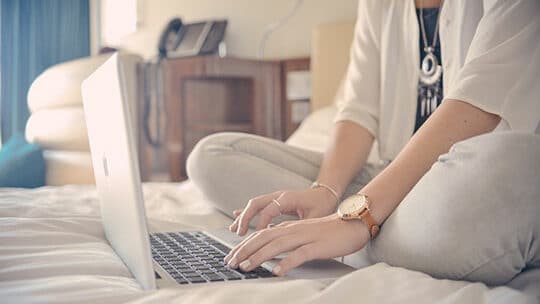 Dizüstü bilgisayarın Chromebook'a göre avantajları