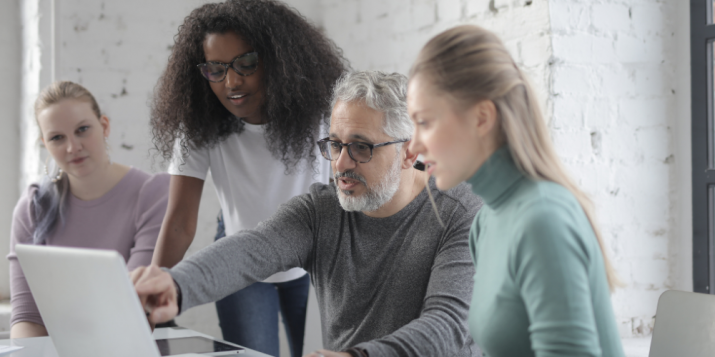 Social Media: Der universelle Touchpoint – Wie sich jeder Stakeholder auf sozialen Plattformen engagiert