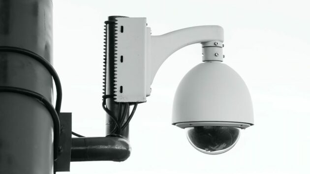 Securitate-Dome-Camera-Supraveghere-Cctv