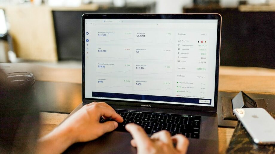 Como criar um data warehouse corporativo?