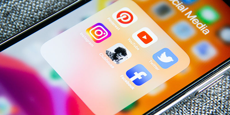 Иконки социальных сетей на iPhone