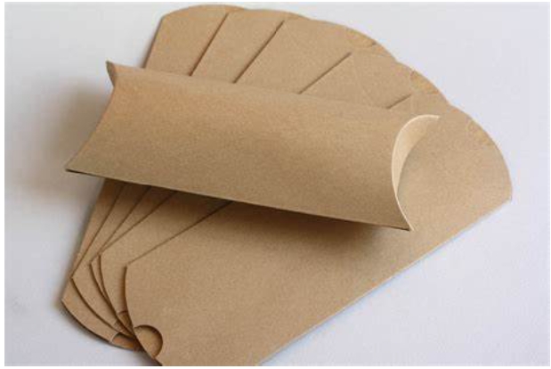 Como reciclar e reutilizar embalagens de papelão