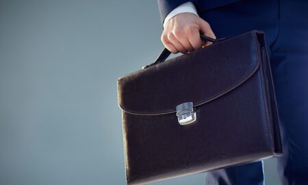 Director ejecutivo: Revelando las vidas extravagantes de los principales titanes de Silicon Valley